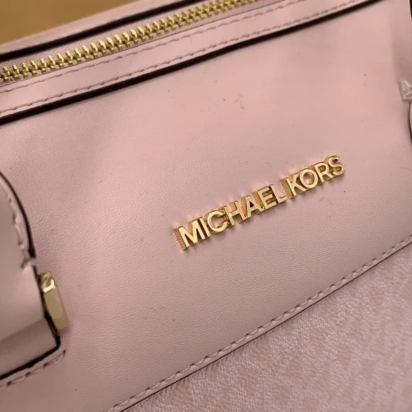 Michael Kors med Duffle Travel - Leather/Coated   Light Powder Blush - Picture 7 of 16